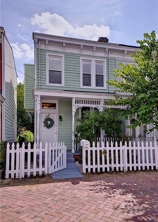 1st image of 3109 E Marshall St