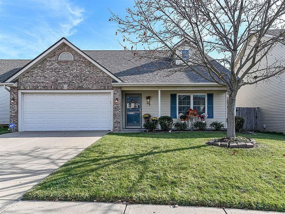 1st image of 14919 Silver Thorne Way