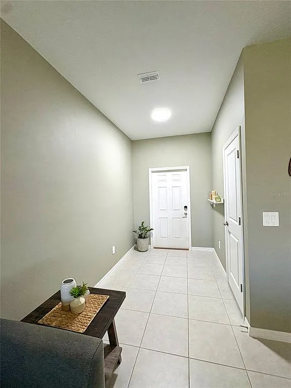 3 bed, 2.5 bath, 1666 sqft, $1,850 — Photo 4