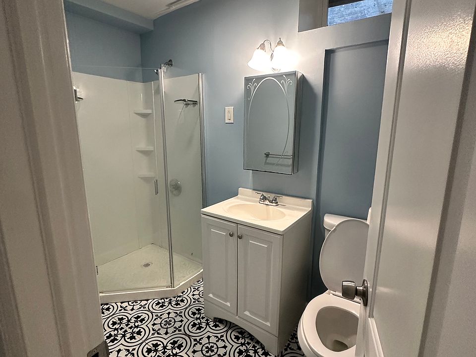 1st image of 28 W Devonia Ave #G