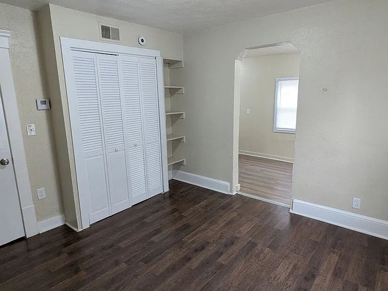 793 Boulevard St — Photo 6