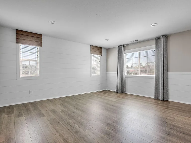 5605 Estrella Way — Photo 26