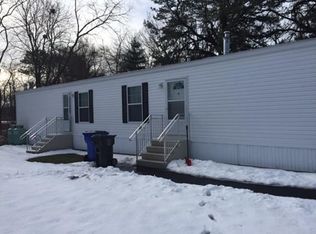 53 Norwich Pl, Londonderry, NH 03038