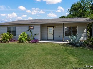 6945 Joe Louis Dr, San Antonio, TX 78220