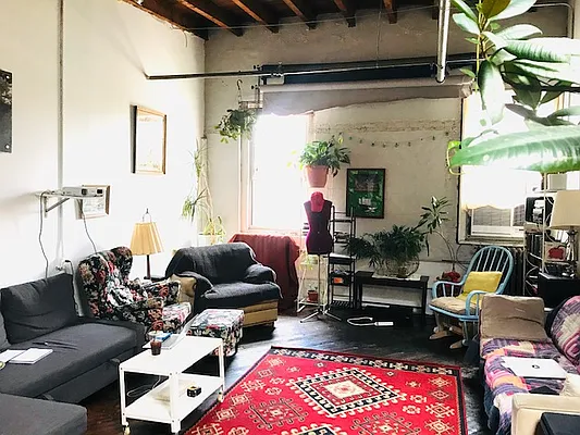 Rented by In Haus LLC | media 13