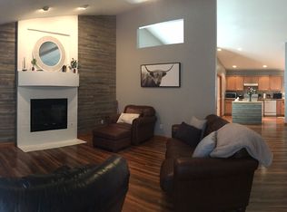 2702 Amelia Ct, Springfield, IL 62711