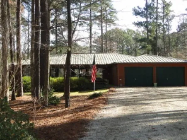 576 Oakridge Ln, Hemphill, TX 75948