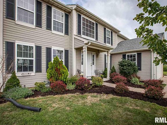2nd image of 410 Meadow Brook Ln