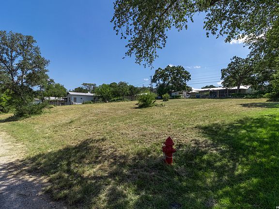 3rd image of 314 Cherokee Dr LOT 8
