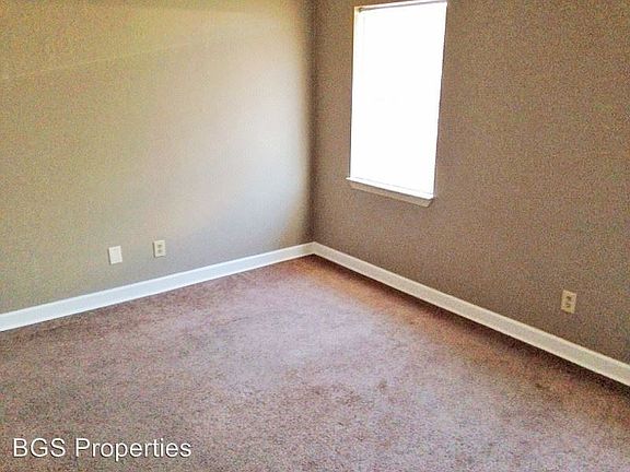 3rd image of 2105 Saint John Ave APT D6