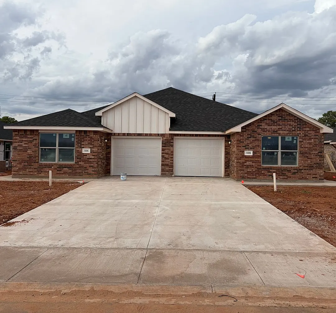 Watercrest - 326 Colorado Street — Photo 1