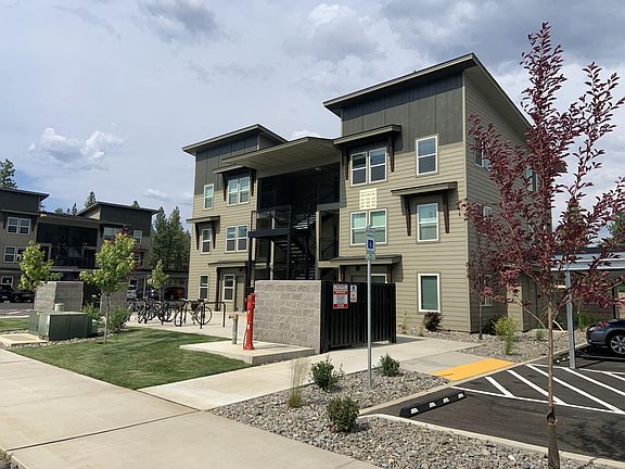 3rd image of 1100 W Williamson Ave #133-1