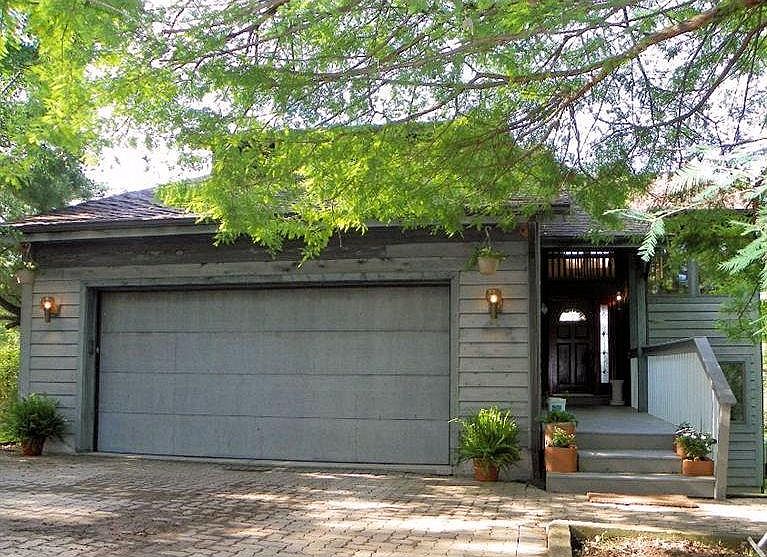 1st image of 523 Topfield Dr