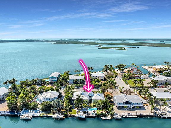 5th image of 16843 E Point Dr