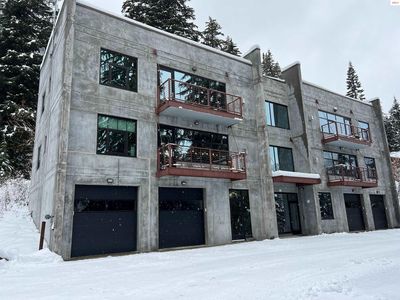 677 Telemark Rd #1, Sandpoint, ID, 83864