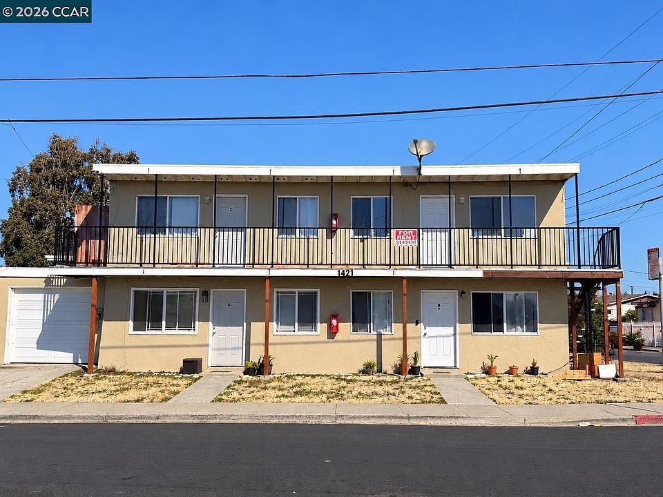 2nd image of 1421 Bush Ave