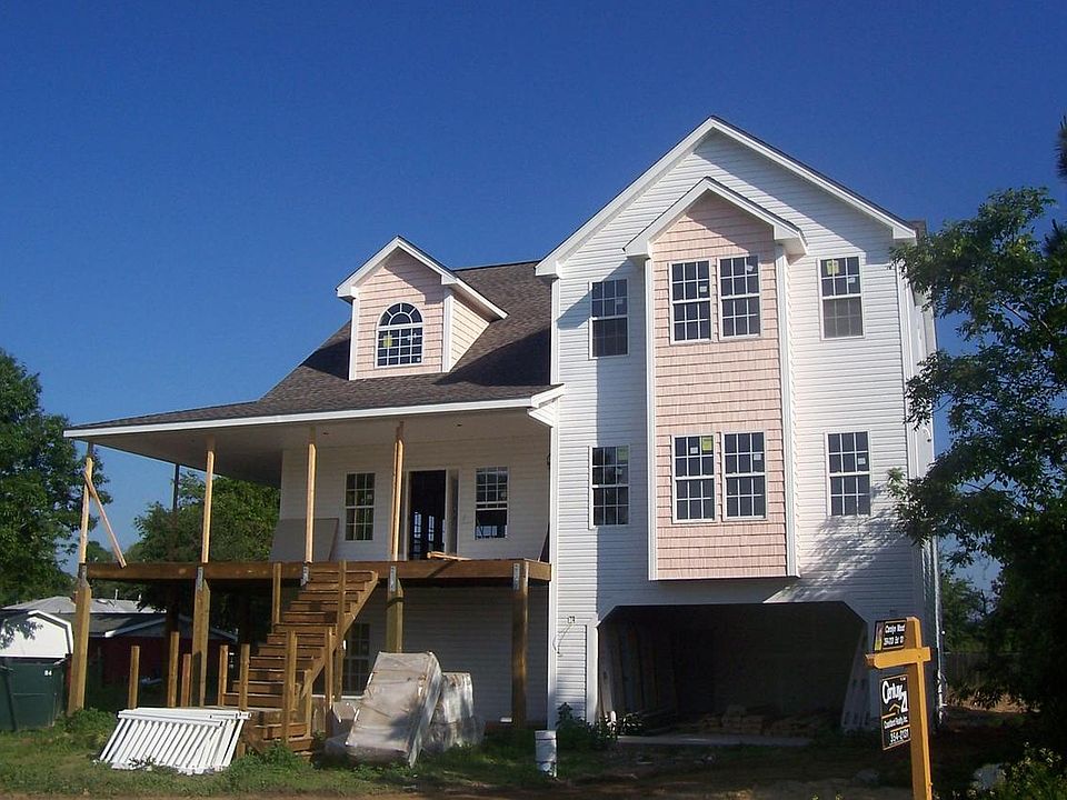 1st image of 104 Dora Court