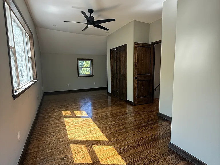 Sullivan Dr — Photo 10