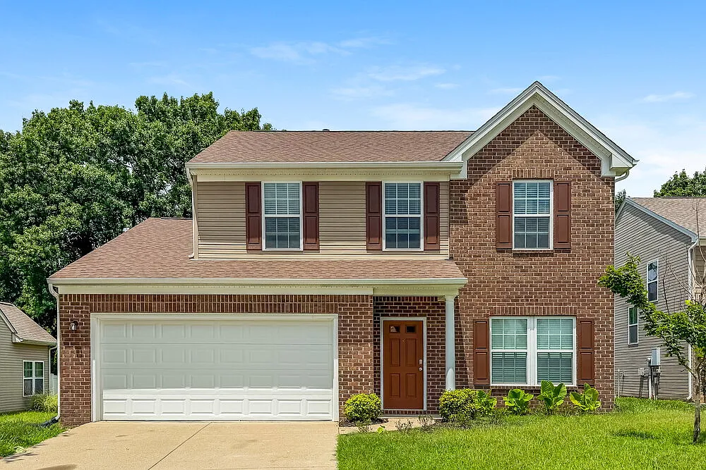 3 bed, 2.5 bath, 1960 sqft, $2,485 — Photo 1