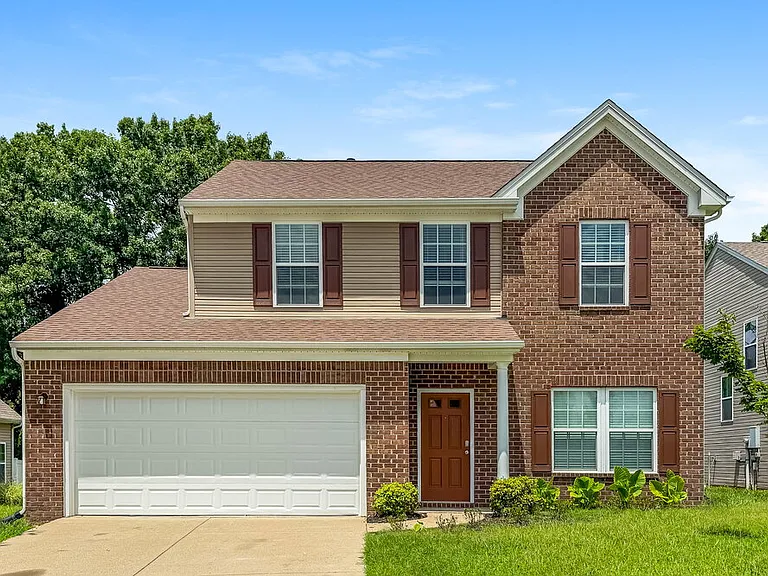 2653 Jordan Ridge Dr — Photo 1