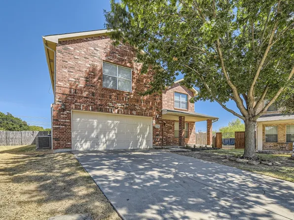 7104 Bannock Dr, Fort Worth, TX 76179