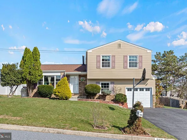 369 Hivner Rd, Harrisburg, PA 17111