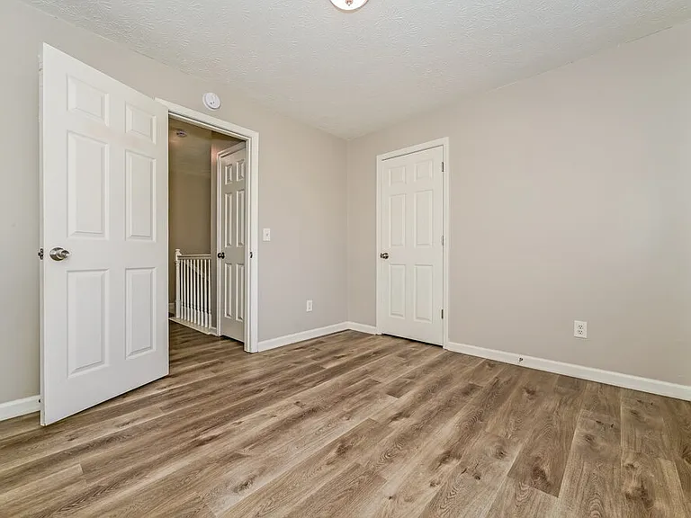 654 Highpoint Way — Photo 13