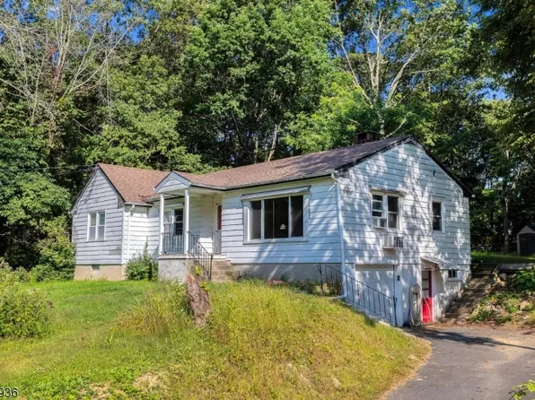 13 Thomas Dr, Independence Twp., NJ 07840