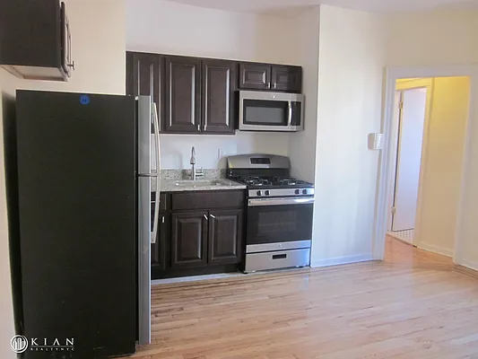 Rented by Kian Realty | media 9