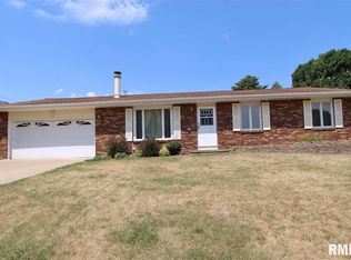 1212 27th Ave N, Clinton, IA 52732