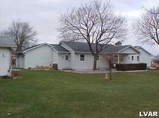 694 Youngs Hill Rd, Easton, PA 18040