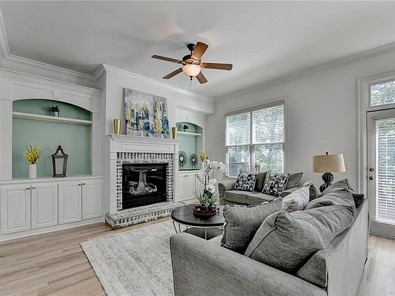 2nd image of 6961 Fellowship Ln