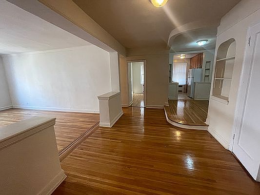 5th image of 65-74 Saunders St #G44