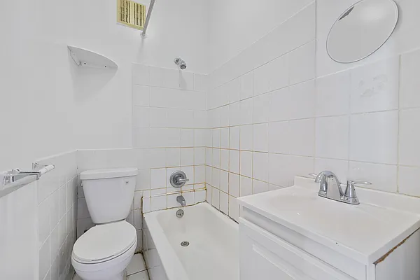 Rented by Dalan Rentals | media 6