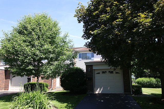 1st image of 244 W Wimbolton Dr