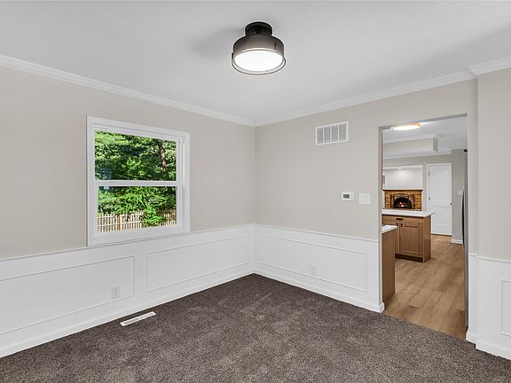 5th image of 713 47th St