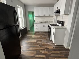 751 Roebling Ave, Trenton, NJ