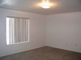 5715 Summer Ridge Rd NW, Albuquerque, NM 87114