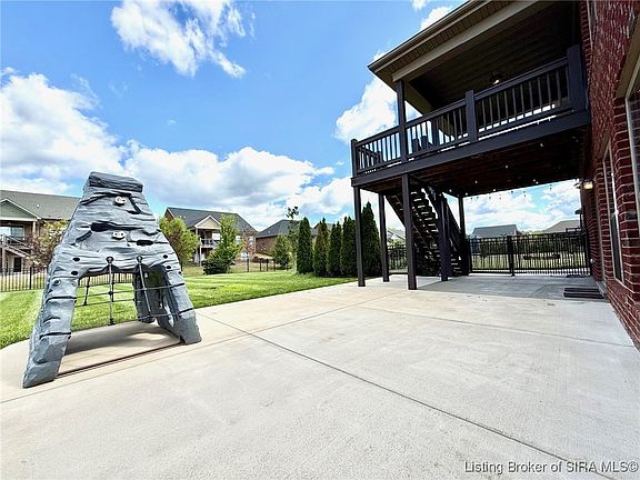 5th image of 3008 Saratoga Lane