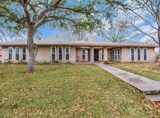 1908 Nancy Lea Rd, Bonham, TX 75418