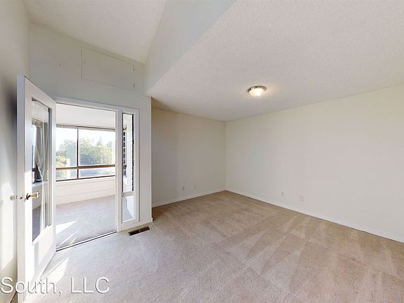 4th image of 10905 Glen Acres Dr S #A25d