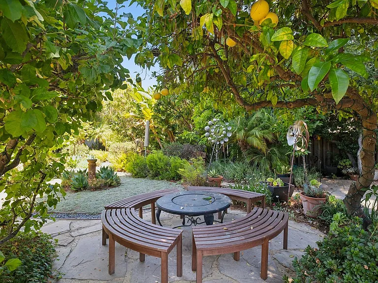 970 Palo Alto Ave — Photo 73