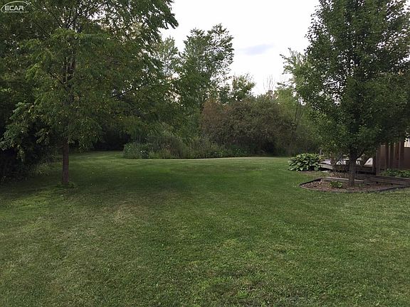 5th image of 1417 Muskegon Dr