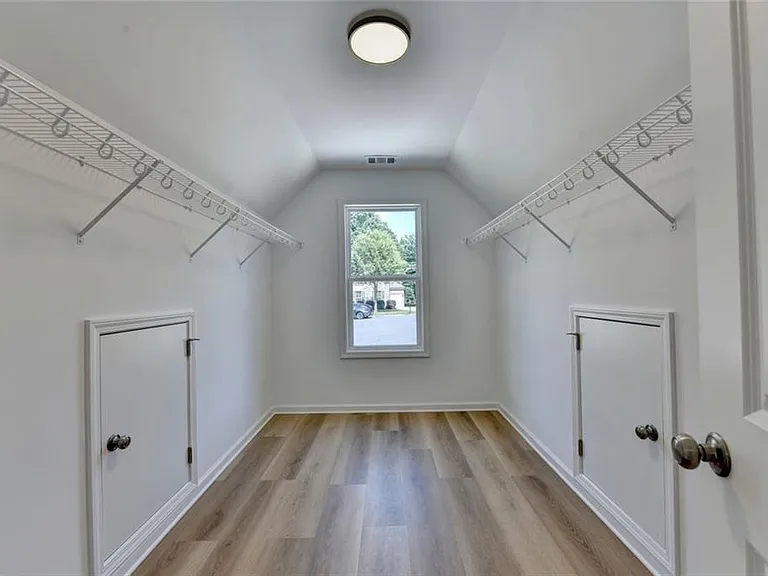 9135 Fox Trail Ln — Photo 47