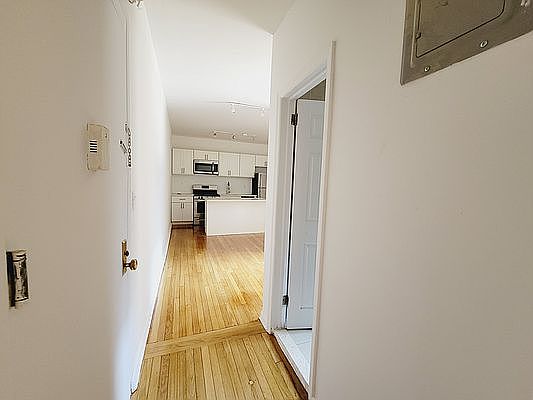 3rd image of 42-25 Layton St #2L