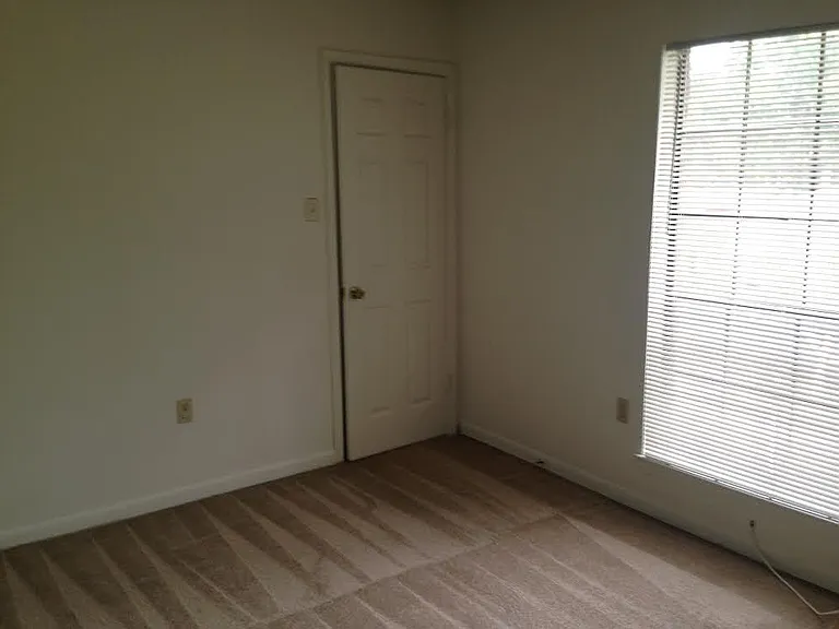 13621 Kenner Ave #C — Photo 6