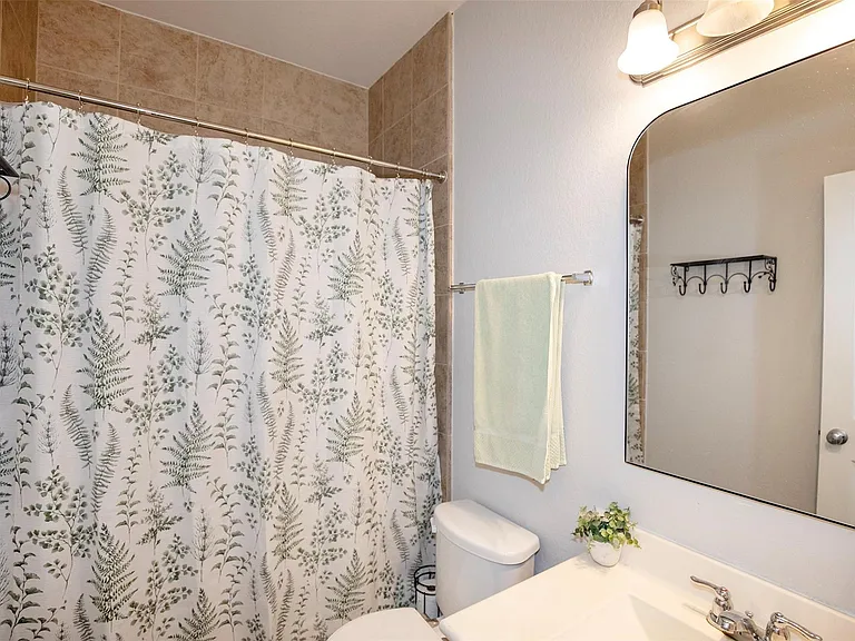 2110 Stonehollow Ct — Photo 18