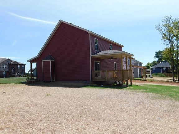 2nd image of 86 Anderson Pl #86