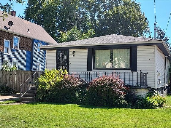 2nd image of 85 Amber St