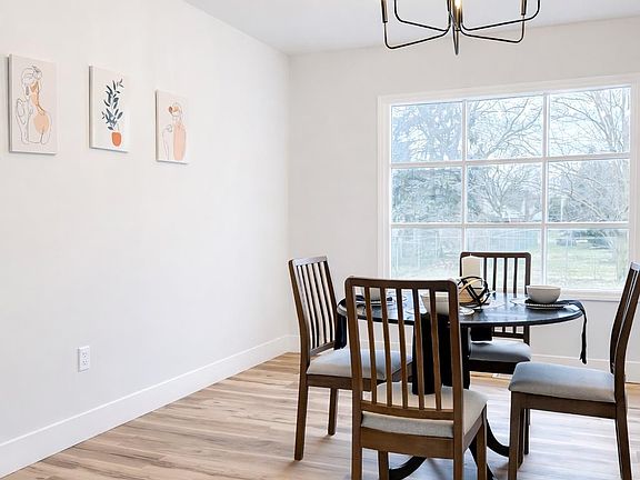 5th image of 14851 Williamsburg Dr